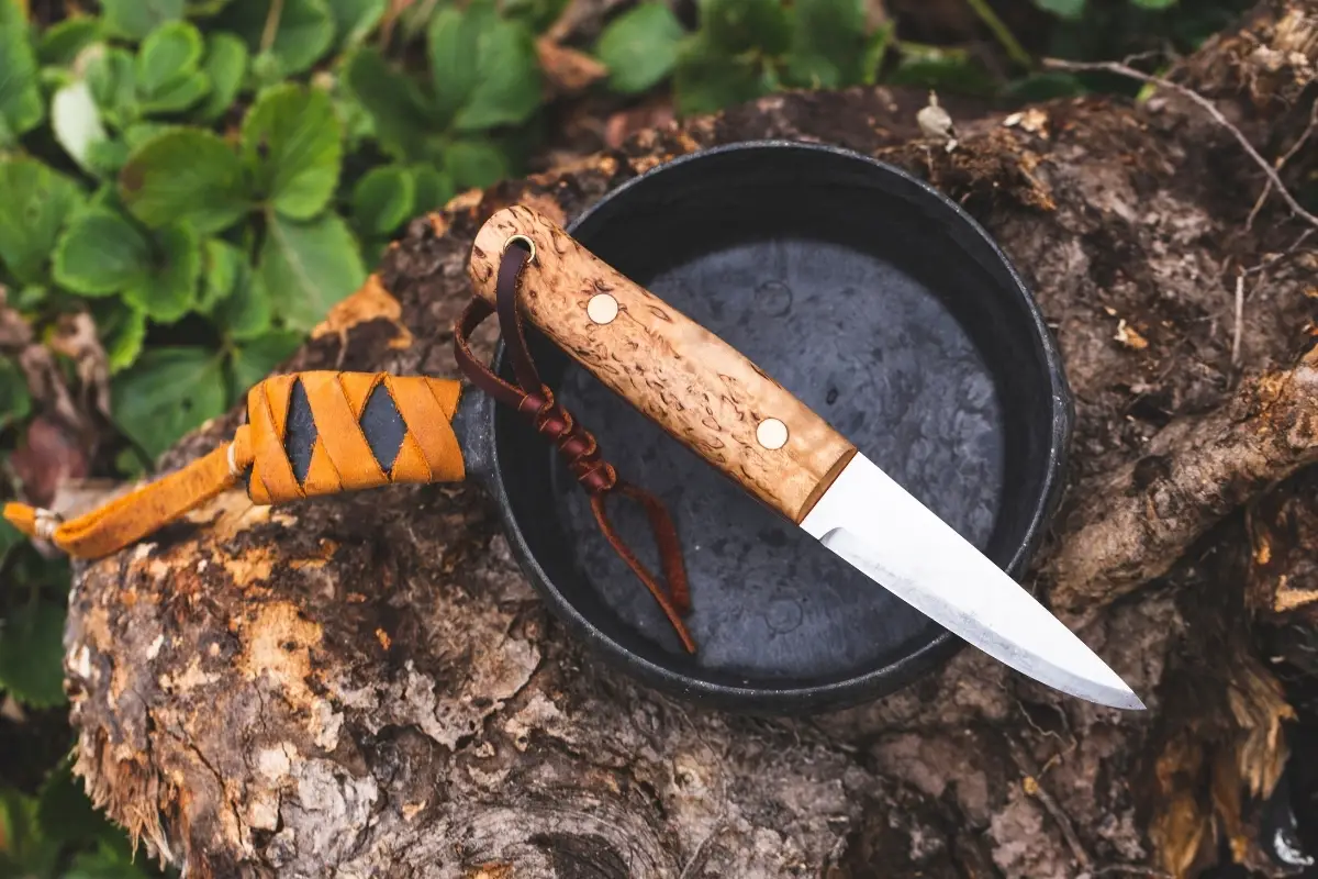 What Makes a Good Bushcraft Knife? You May Be Surprised